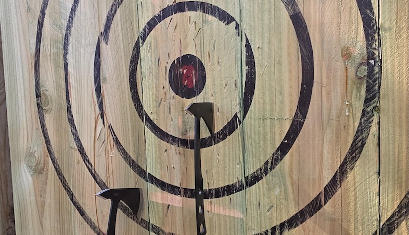 sfeerbeeld bijlwerpen funbase tienen